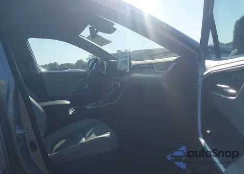 2021 Toyota Rav4 Hybrid Xle Premium z USA, uszkodzony, nr VIN 2T3B6RFV3MW019741